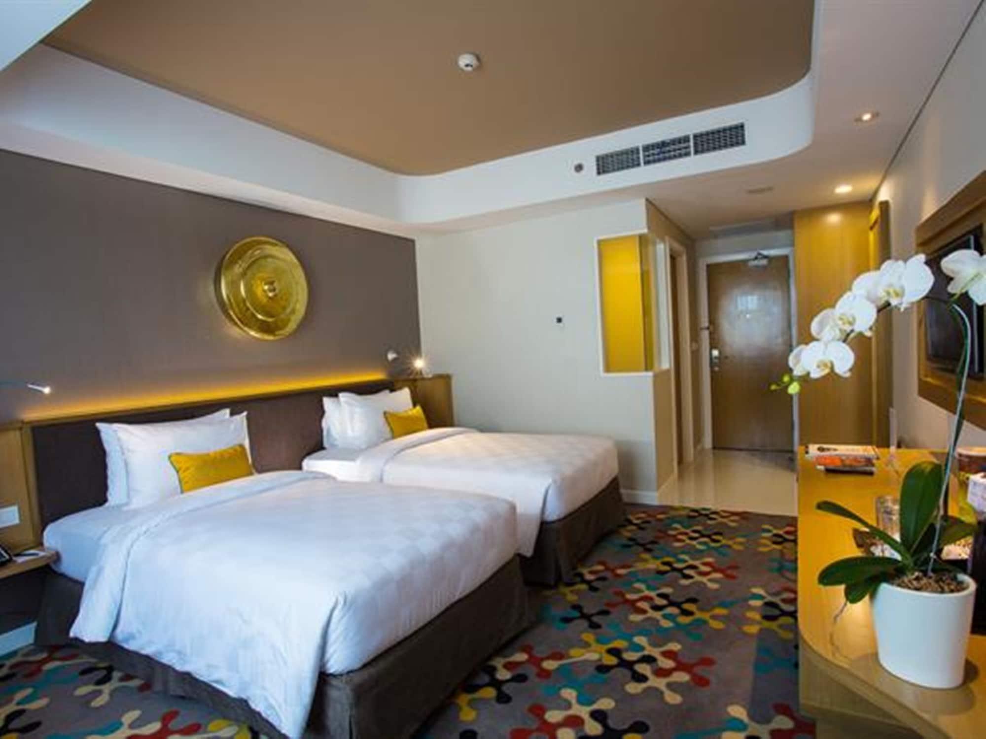 Hotel Ciputra Cibubur Managed By Swiss-Belhotel International Eksteriør bilde