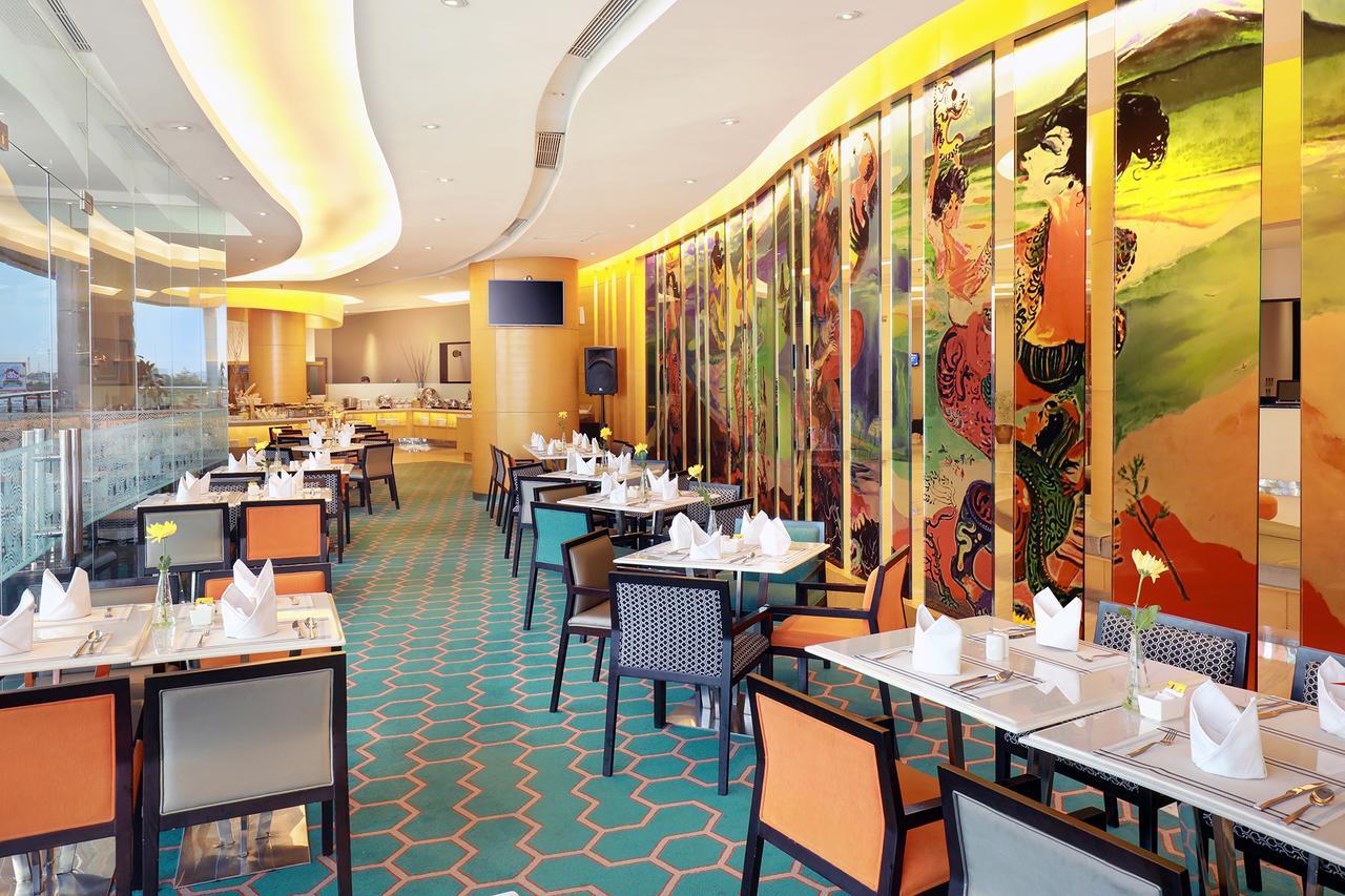 Hotel Ciputra Cibubur Managed By Swiss-Belhotel International Eksteriør bilde