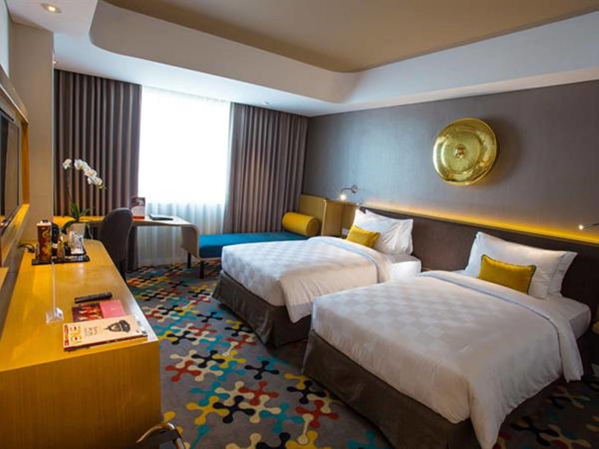 Hotel Ciputra Cibubur Managed By Swiss-Belhotel International Eksteriør bilde